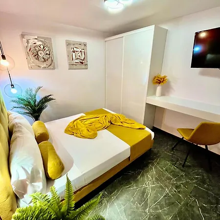 Elegante Apartamento Tres Colores Alicante Exterior photo