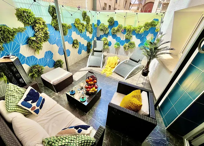Elegante Apartamento Tres Colores