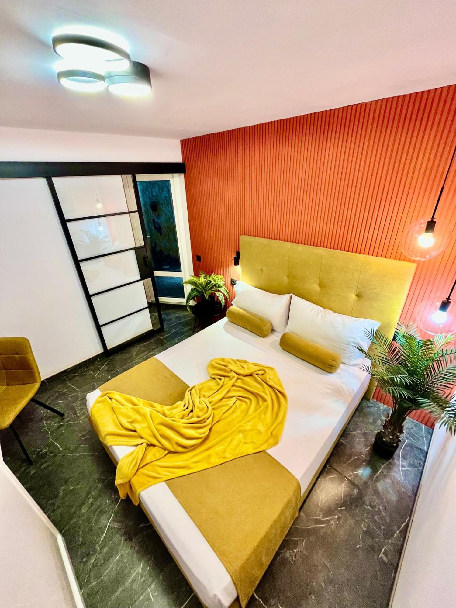 Elegante Tres Colores Apartment Alicante